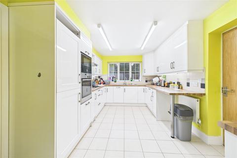 undefined, Village Close, Wokingham, Berkshire, RG41