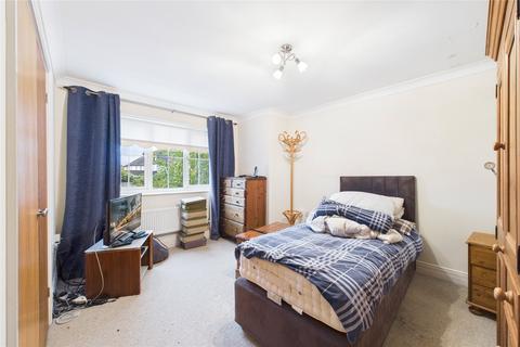 undefined, Village Close, Wokingham, Berkshire, RG41