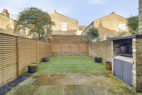 4 bedroom terraced house for sale, Gowan Avenue, London