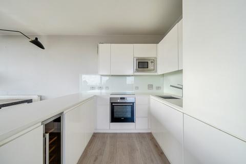 2 bedroom penthouse for sale, Amelia Street, Walworth, London, SE17
