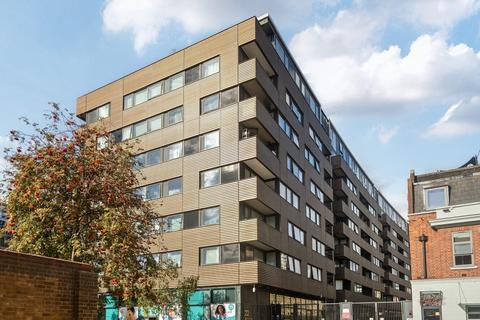 2 bedroom penthouse for sale, Amelia Street, Walworth, London, SE17