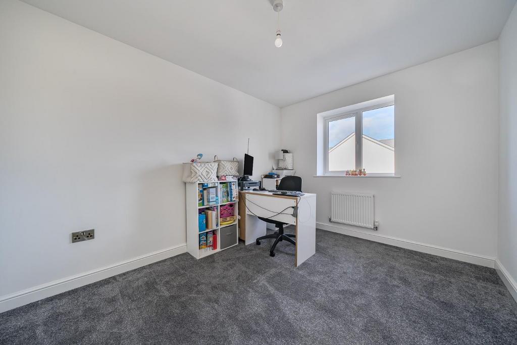 Bedroom 3 corner.jpg