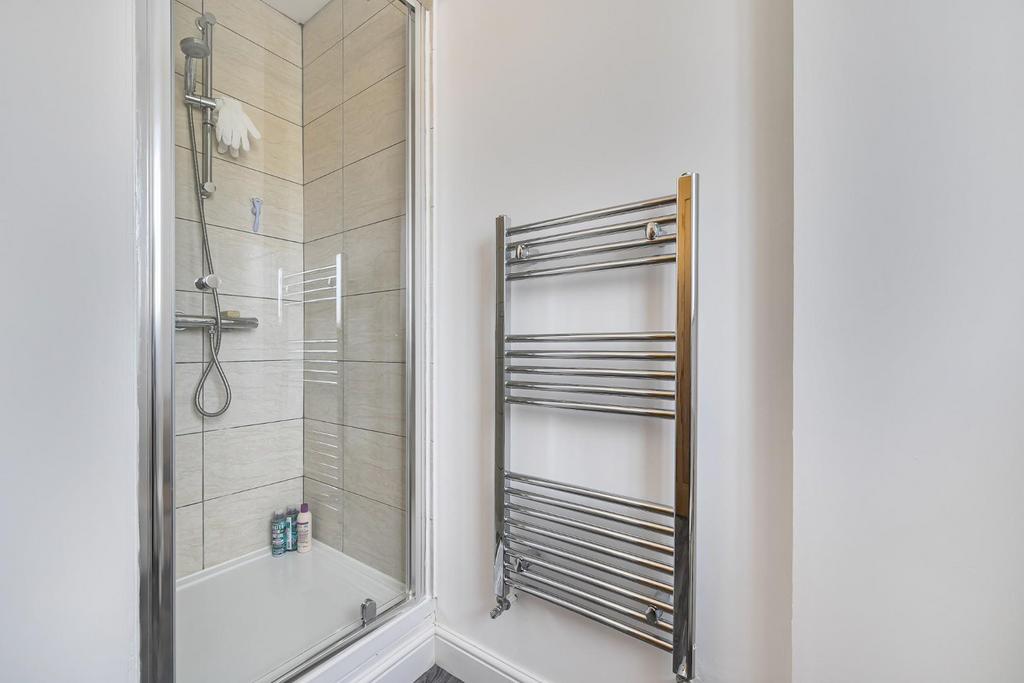 Ensuite.jpg