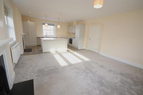 undefined, High Street, Newmarket CB8