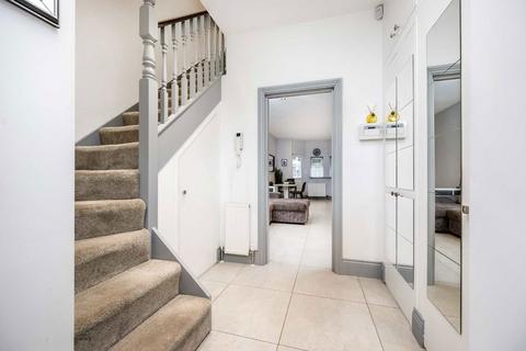 undefined, Mount Road, London NW4