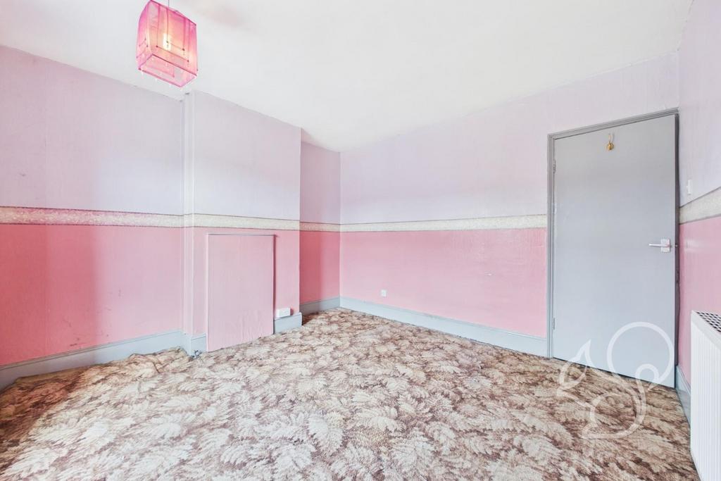 CAM01254 G0-PR0332-STILL018.jpg