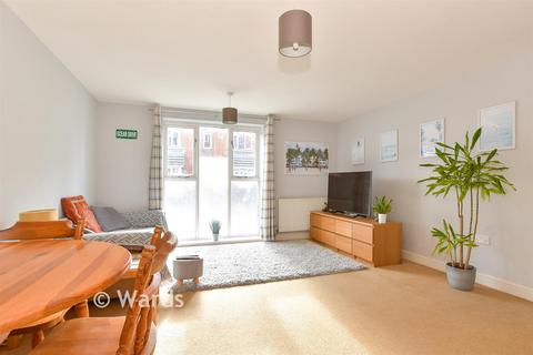 2 bedroom ground floor flat for sale, Edward Vinson Drive, Faversham ME13