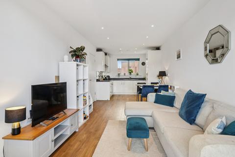 Myers Court, Brentford, Greater London, TW8