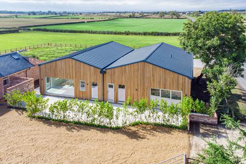 4 bedroom barn conversion for sale, Hawthorn Barn, South Cowton, DL7 0JB