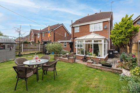 3 bedroom detached house for sale, Lambourn Drive, Leighton, Crewe, Cheshire, CW1 4TW