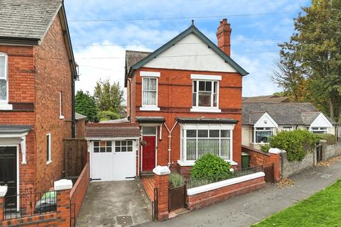 4 bedroom detached house for sale, Old Park Road, Wednesbury WS10