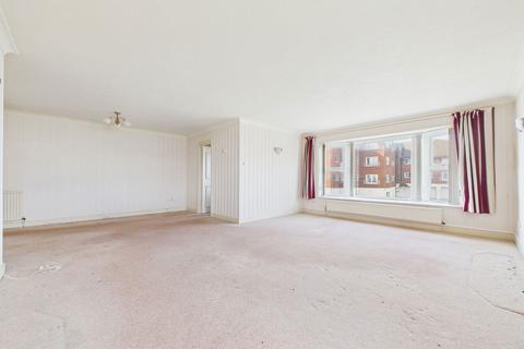 2 bedroom flat for sale, Kings Court, Brighton Road, Lancing, BN15 8EY