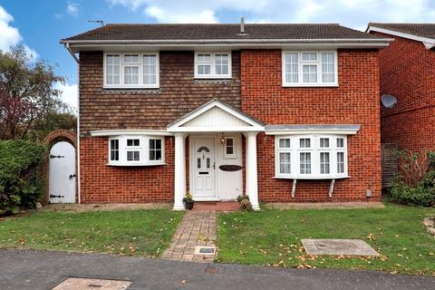 undefined, The Elkins, Romford, RM1