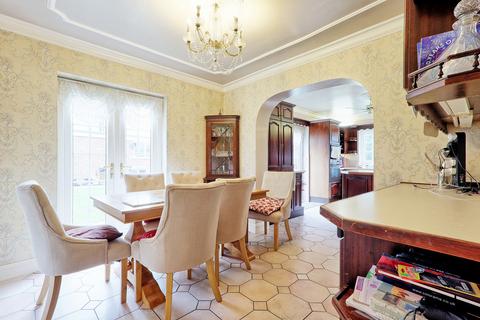 undefined, The Elkins, Romford, RM1