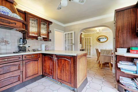 undefined, The Elkins, Romford, RM1