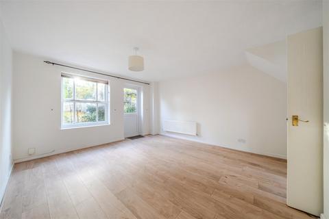 2 bedroom terraced house for sale, Lacock Drive, Barrs Court, Bristol
