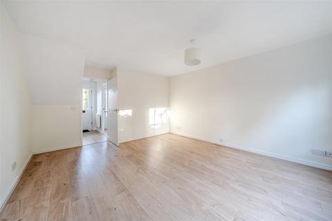 2 bedroom terraced house for sale, Lacock Drive, Barrs Court, Bristol