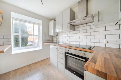 2 bedroom terraced house for sale, Lacock Drive, Barrs Court, Bristol