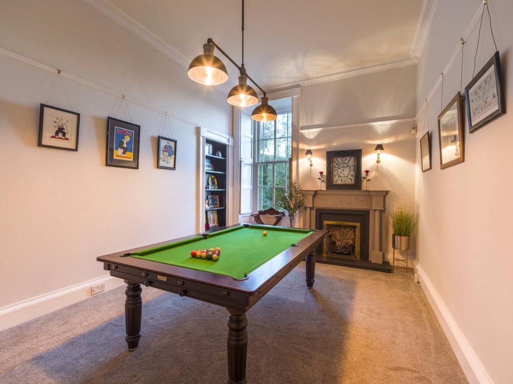Dining/Games Room