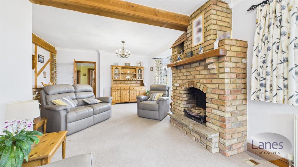 CAM03457 G0-PR0035-STILL038.jpg