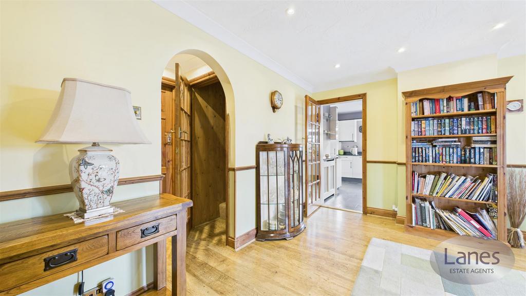 CAM03457 G0-PR0035-STILL030.jpg