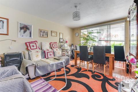 undefined, Strand Place, Edmonton, N18