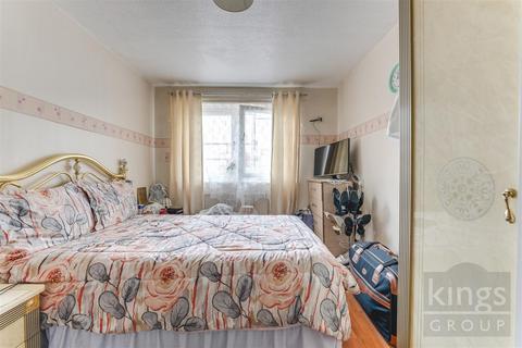 undefined, Strand Place, Edmonton, N18