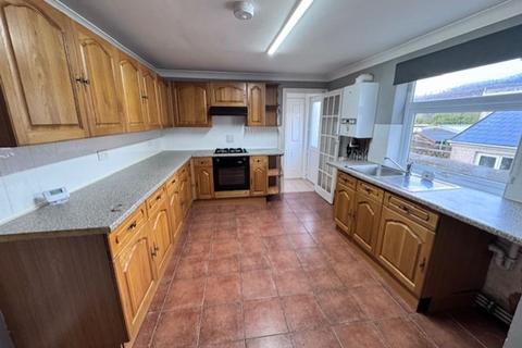 3 bedroom end of terrace house for sale, Hill Street, Melincourt, SA11