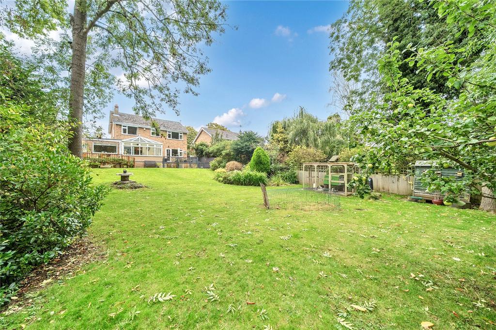 21 Willoughby Drive