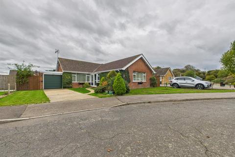 3 bedroom detached bungalow for sale, Warren Drive, Mundesley, Norwich
