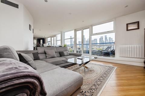 2 bedroom apartment for sale, Newton Place, London E14