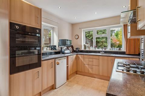 undefined, Knutsford Avenue, Watford, WD24
