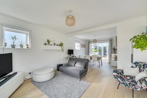3 bedroom semi-detached house for sale, Peatmore Avenue, Pyrford, GU22