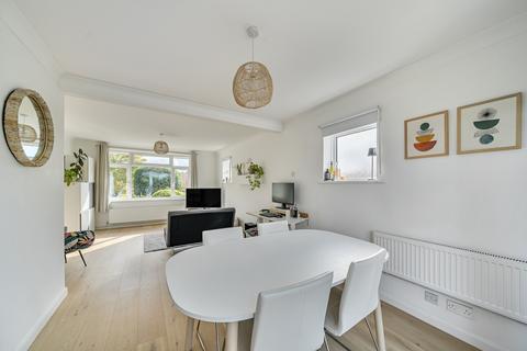 3 bedroom semi-detached house for sale, Peatmore Avenue, Pyrford, GU22