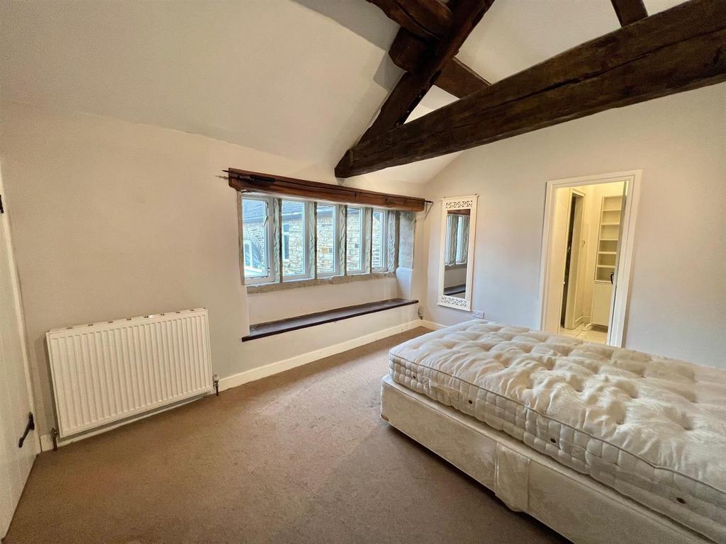 48 Wakefield Rd Master & Ensuite.jpg