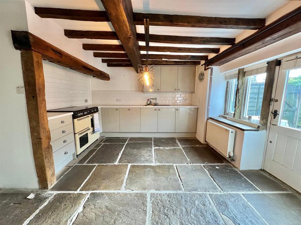 48 Wakefield Rd Kitchen 2.jpg