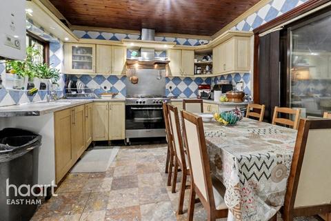 3 bedroom terraced house for sale, Little Ilford Lane, London