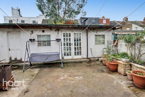3 bedroom terraced house for sale, Little Ilford Lane, London