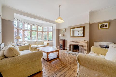 undefined, Woodbourne Avenue, London, SW16