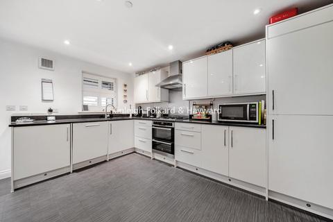 4 bedroom terraced house for sale, Renwick Drive, Bromley, BR2