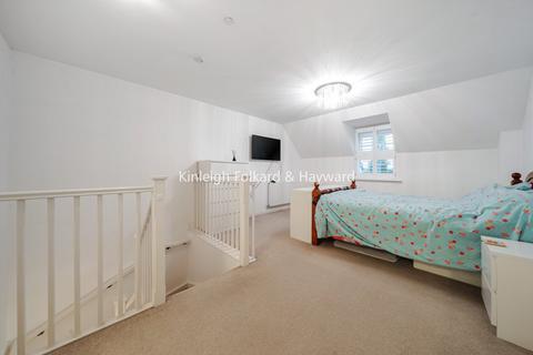 4 bedroom terraced house for sale, Renwick Drive, Bromley, BR2
