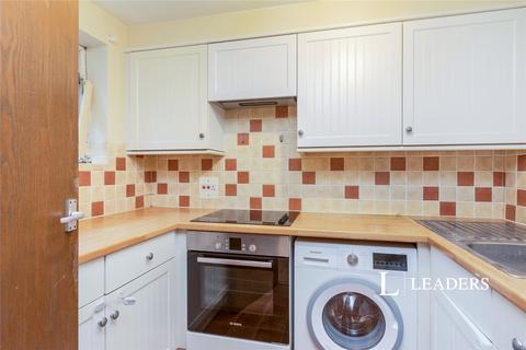 2 bedroom flat to rent, Badgers Copse, BR6