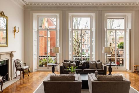 undefined, Cadogan Square, London, SW1X