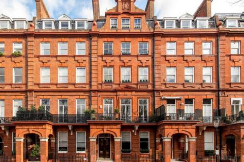 undefined, Cadogan Square, London, SW1X