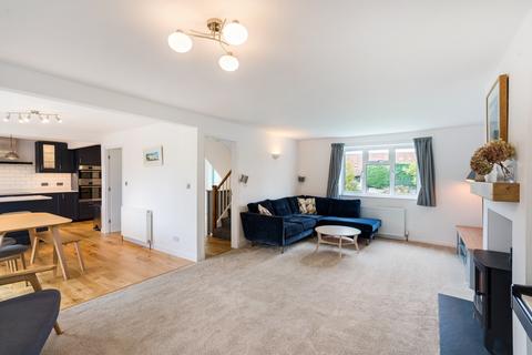 undefined, Queen Street, Somerton TA11