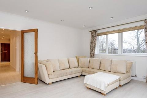 2 bedroom apartment to rent, Avenue Road, London NW8