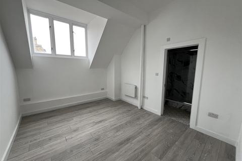 4 bedroom flat to rent, Tacket Street, Ipswich IP4