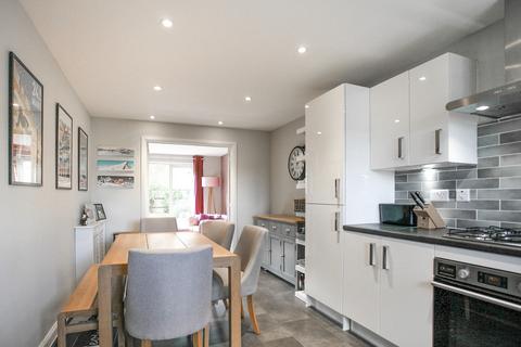 undefined, Varsity Close, Moreton-in-Marsh. GL56 0FA