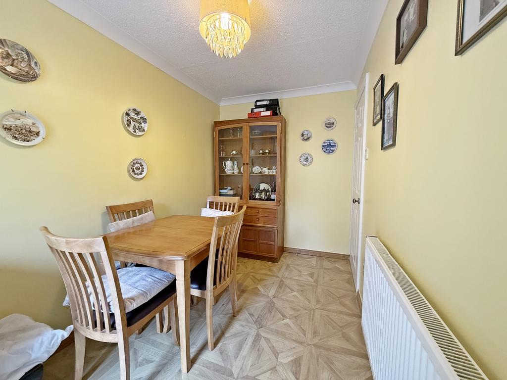 Bedroom 3/Dining Room