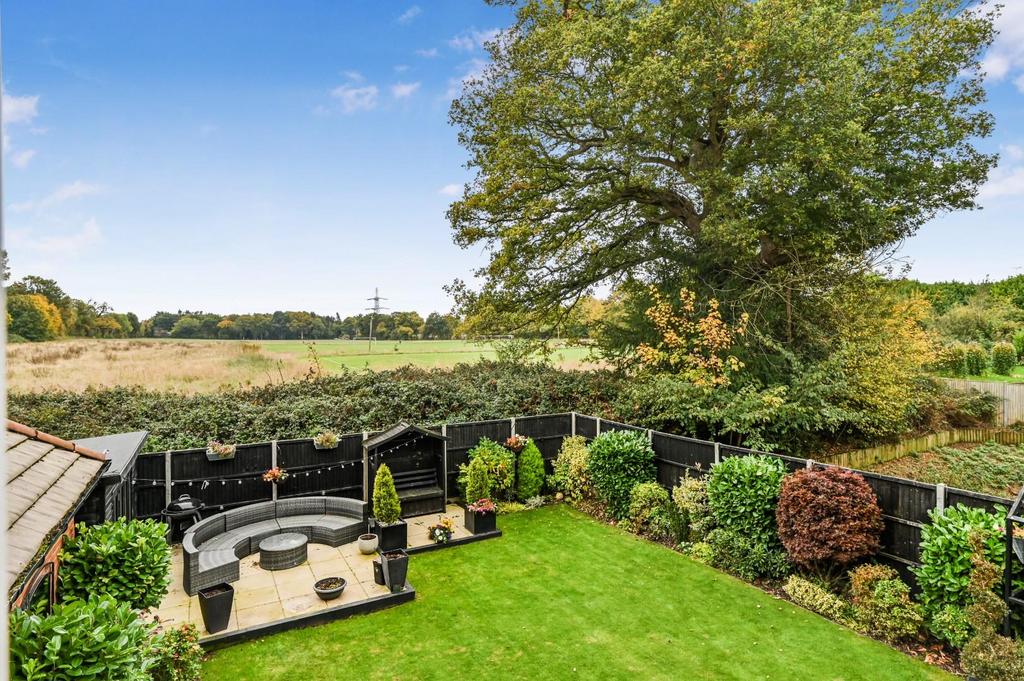 Garden &amp; View